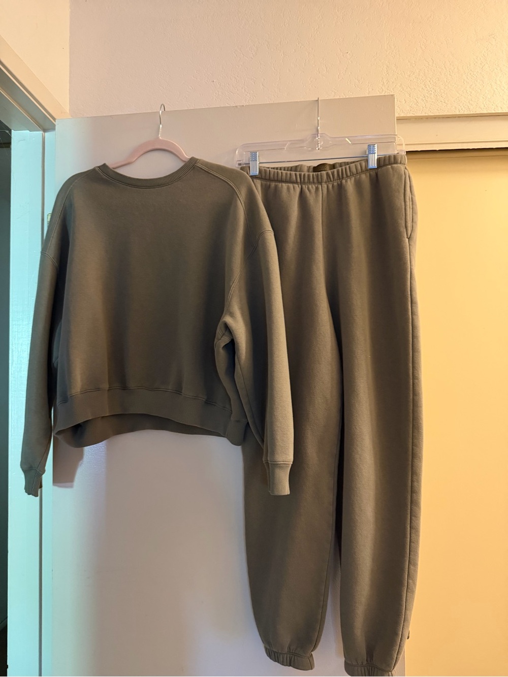Nuuds Olive Green Fleece Sweatshirt & Joggers Set
